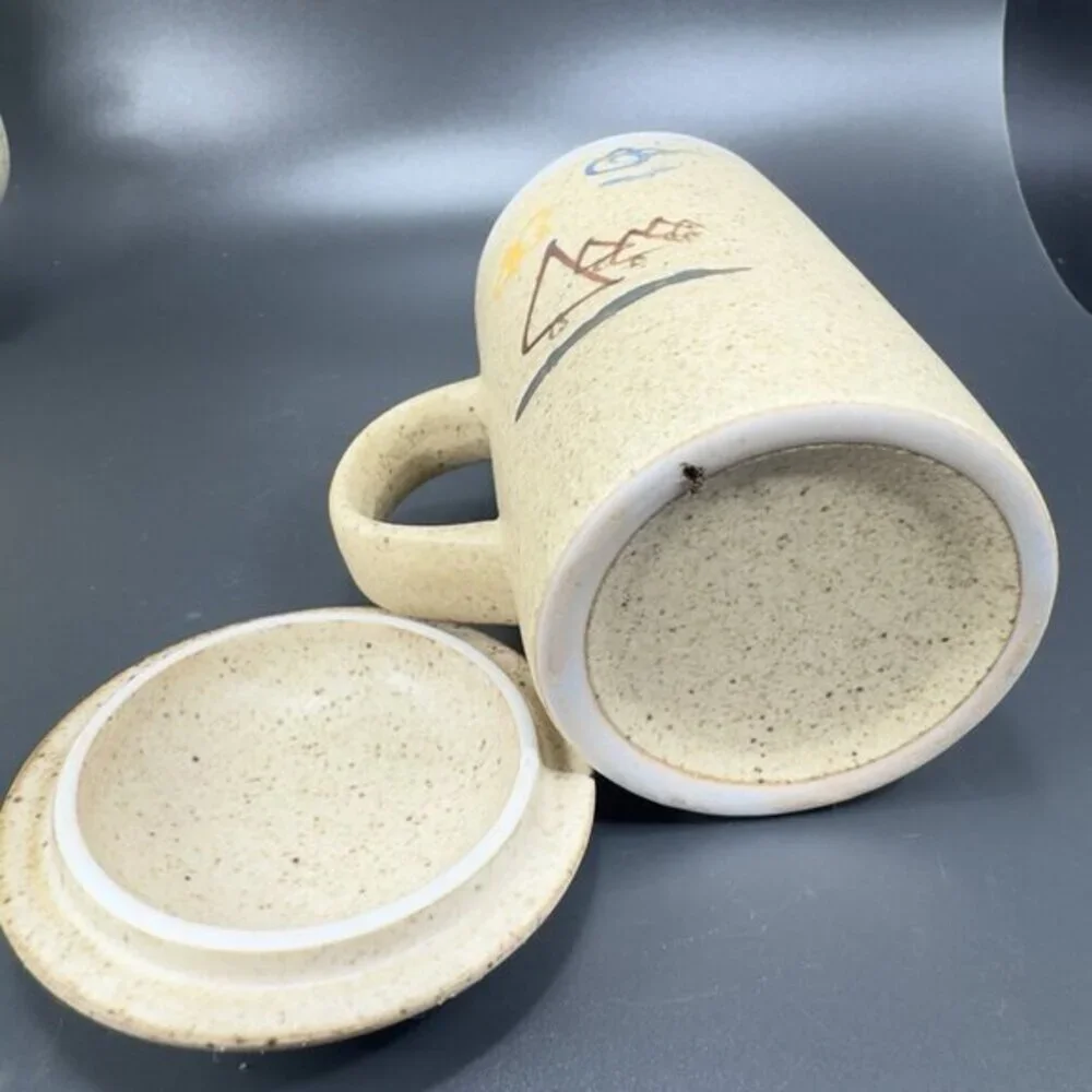 Ceramic Mugs vintage hand